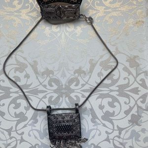 A beautiful Indian ethnic Necklace w Earrings oxidized silver look New with tags